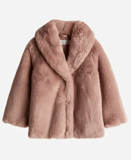 12 Dates Of Christmas S02 Faith Fernandez Fur Jacket Front Image